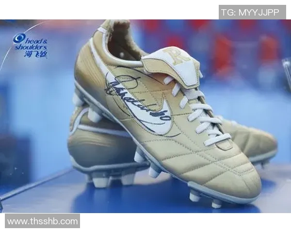 球星收藏柜：足球历史珍品与未来传奇的完美汇聚